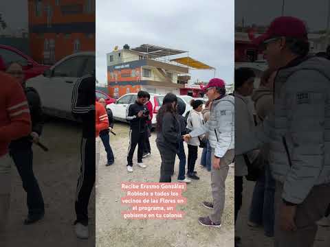 ErasmobGonzalez Robledo, recibe a los vecinos de la colonia las Flores en Ciudad Madero