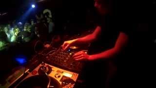 John Heckle DJ + Roland TR-707 live @ Powiekszenie, Warsaw 13/04/2013
