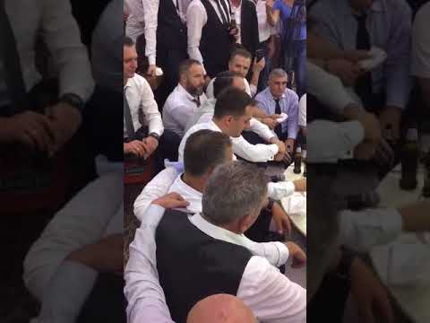 TINI Vlorentin Vladi - Sikur sonte e maj men mir