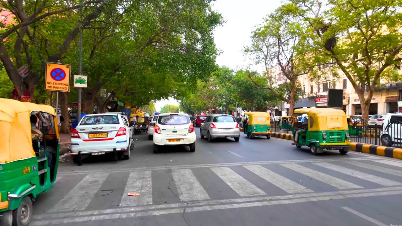 Immersive street-level walking tour through New Delhi (Daily Life 5), India, showcasing authentic urban landscapes, local architecture, and the vibrant atmosphere of the city's neighborhoods