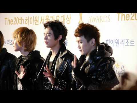 20110120 seoul music awards shinee photowall