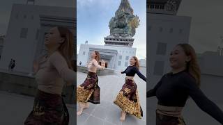 Download lagu Cahyaning Bulan Sunda x Bali😁😁 mp3 Download lagu Cahyaning Bulan Sunda x Bali😁😁 mp3