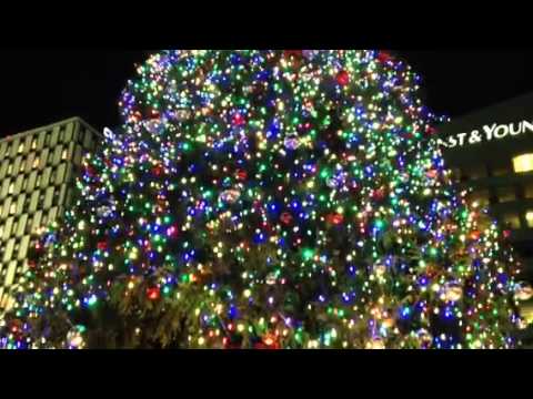 Downtown Detroit Xmas Tree