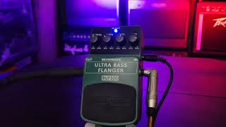 Video thumbnail for Behringer Ultra Bass Flanger BUF 300 by The Rolling Store