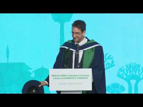 EMBA Graduation 2019 - Hat throwing