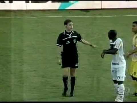 A Expulsão mais BIZARRA na História do Futebol Brasileiro - Seedorf Botafogo RJ