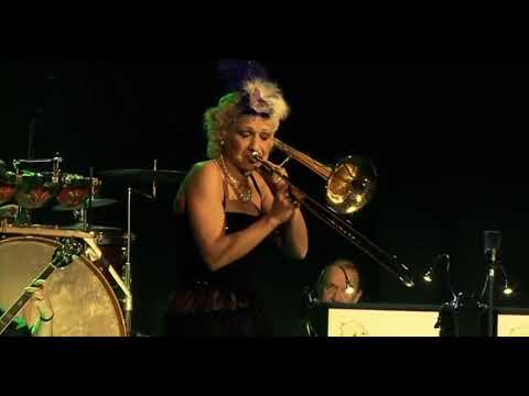 Just A Closer Walk with Thee - Gunhild Carling jazz vaudeville -12