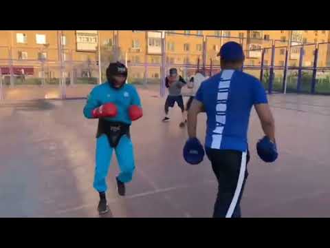 KAZAKHSTAN BOXING WORK ON PADS