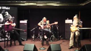 Bass player live!!2011 - JoStLe 2
