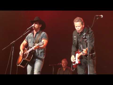 Troy Cassar Daley & Lee Kernaghan - Lights On The Hill