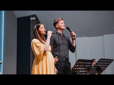 Adrian și Naomi Magda - Nu-ți strânge comori aici pe pământ | Live (Cover)