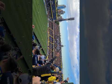 "Para ser un canalla se necesita un poco de locura" Barra: Los Guerreros &bull; Club: Rosario Central