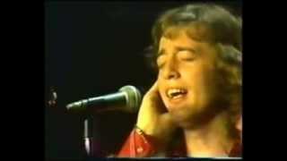 THE BEE GEES Live at Melbourne Australia 1974 (Maurice,Robin &amp; Barry,their humour &amp; songs)