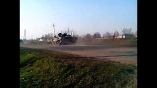 preview picture of video 'Russian Tanks being unloaded at Klimovo, Bryansk (Different Angle)'