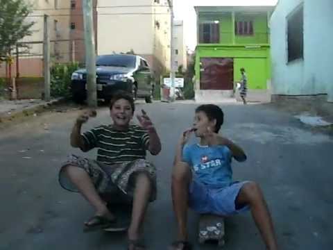to com fome quero leite em cima do skate