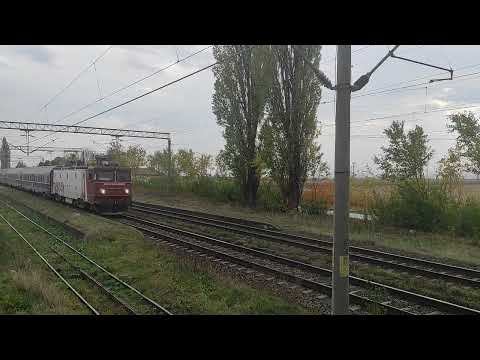 Tren IR1751 Bucuresti Nord - Suceava trece prin Sabaoani cu 41-0627-0 - 25.10.2022