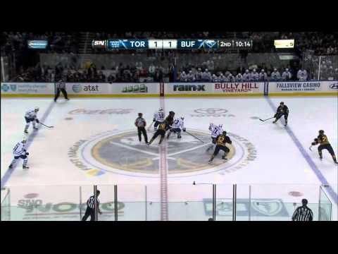 Steve Ott snapshot PPG 1-1 Toronto Maple Leafs vs Buffalo Sabres 11/15/13 NHL Hockey.