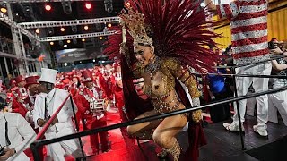 Rio Karnavalı'nda rock kraliçesi Rita Lee'ye görkemli saygı yürüyüşü