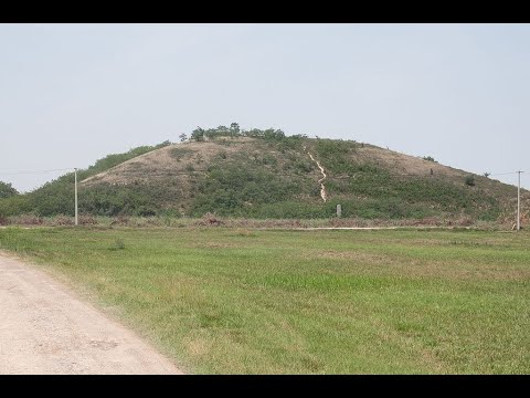 PART 1 China Discovery of Mounds of Han Dynasty Emperor Jingdi Tomb in Hanyangling in Xian