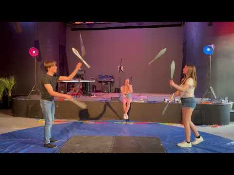 It's all about circus & stads theater de Boemel