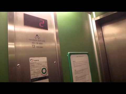 Thyssen Traction elevators @ Löjtnantsgatan 21