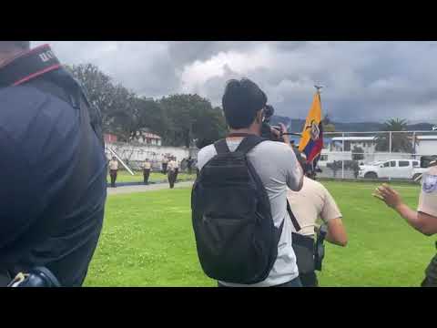 Gobierno entrega motocicletas a la policía de Otavalo