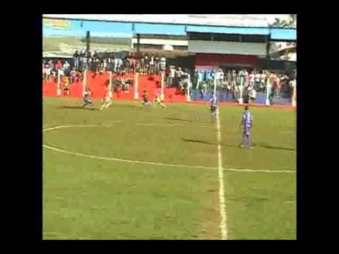 Melhores momentos do zagueiro João Pedro.