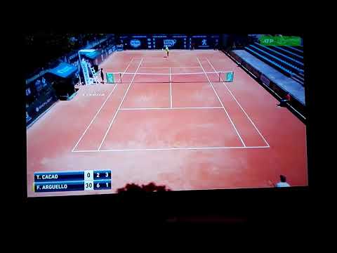 Tiago Cação no Challenger de Lisboa 2019 contra F. Arguello.