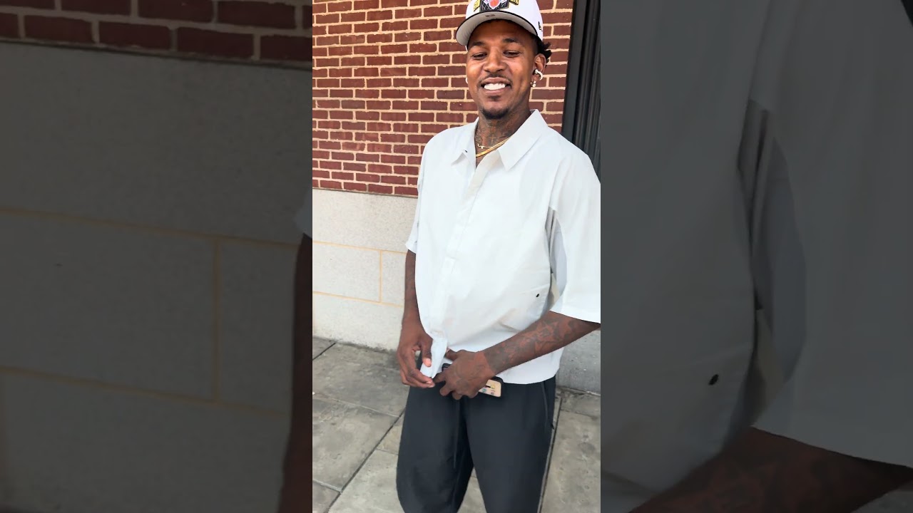 Nick Young shows up to Fanatics Fest Begging for a job