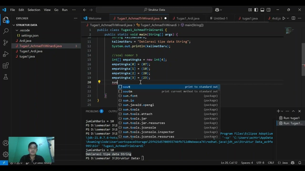 Deklarasi variabel dengan tipe data integer dan string menggunakan bahasa pemrograman java