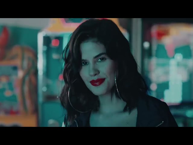 Video zu 'Diosa' ansehen Video zu 'Diosa' ansehen