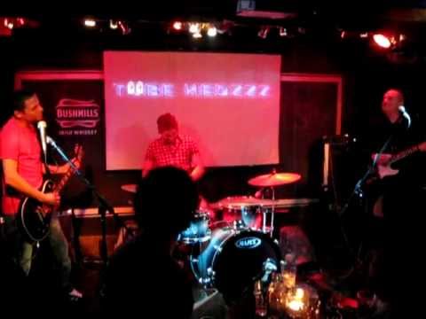 Tube Hedzzz - Like My Dad (feat. Atanas Dyulgerov) at Petnoto Live