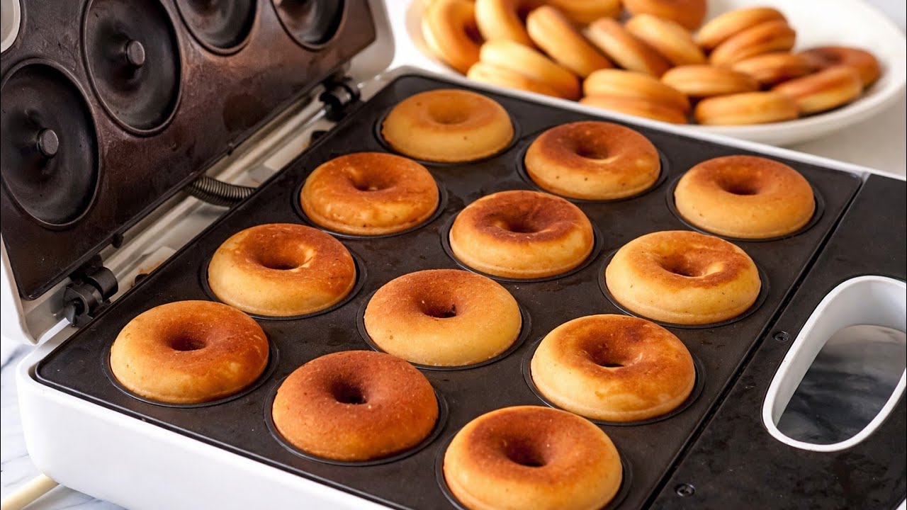 I Made Mini Doughnuts in 10 Minutes Using a Doughnut Maker |No Oven| |No Frying| Beginner Friendly!
