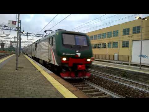 Doppia simmetrica E464 409+E464 479+5 Vivalto Trenord - Monza 29/09/2017