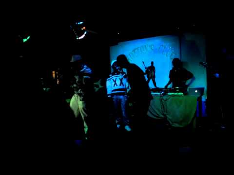 Fata Feat Gokh bi System