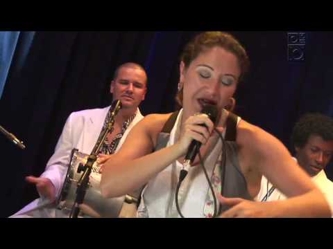 Maria Rita com Quinteto em Branco e Preto - "Tá Perdoado" - Trama/Radiola 04/05/09