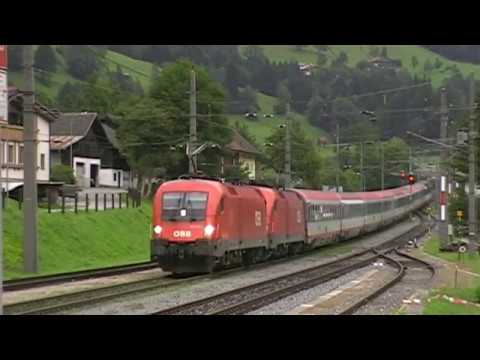 Bahnverkehr auf der Arlbergbahns Westrampe (2017)