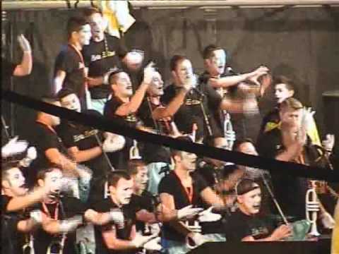 MURGA LOS ZETA ZETAS 2012 - CANCIÓN DEDICADA A LOS DESAHUCIADOS