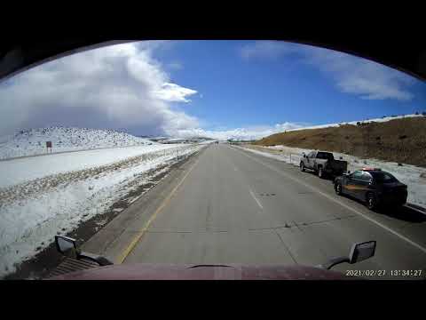 Pick-up truck tries to brake check Semi and gets pulled over