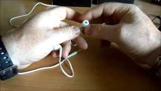 Video thumbnail for Samsung Galaxy S4 Earphones Headset HS 330 Review by Android Tech Tips