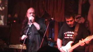 konstantinos matsikas michalis kakepis - thelo Ghost House Live (2010-02-21).mpg