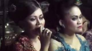 Download lagu Bangbung Hideung   Nunung Nurmalasari mp3