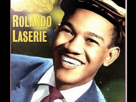 download lagu mp3 mp4 Hola Soledad, download lagu Hola Soledad gratis, unduh video klip Hola Soledad