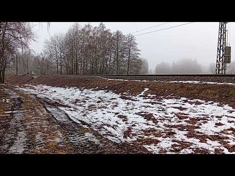 Rychlík (R 655 Rožmberk) u železniční stanice Popelín směr Plzeň hlavní nádraží 