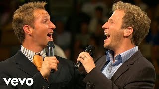 Gaither Vocal Band, Ernie Haase & Signature Sound - Holy Highway (Live)