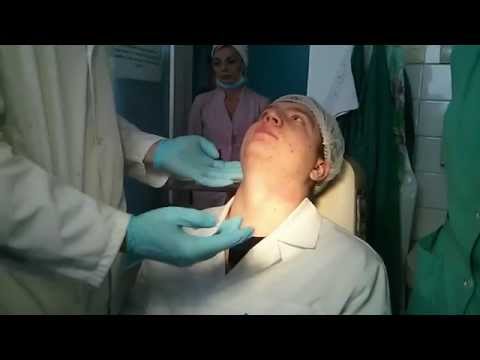 Болит шея у затылка с правой стороны Бандаж на коленный сустав с фиксирующей подушкой