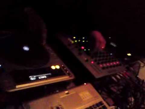 Hector Moralez @ Metro Soul 31.10.09 vid1