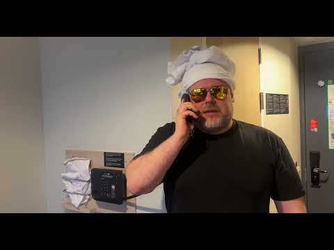 Pasi ja Anssi - MILJONÄÄRI (MUSIIKKIVIDEO)