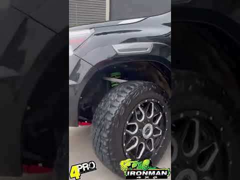 Toyota Hilux con suspensión Ironman 4x4