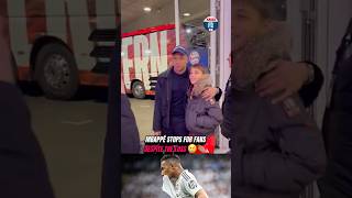 Download lagu MBAPPÉ STOPS FOR FANS DESPITE THE LOSS 😢👏🏽#KylianMbappe #RealMadrid #ChampionsLeague #Football mp3